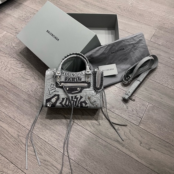 BALENCIAGA - City Bag Graffiti Crocodile Grey - Picture 1 of 9